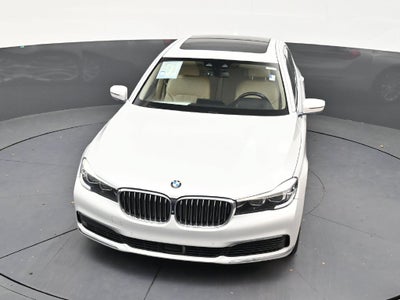 2019 BMW 740i 740i