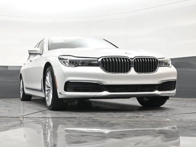 2019 BMW 740i 740i