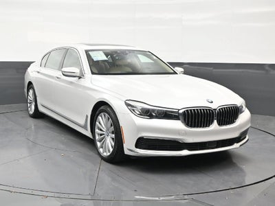 2019 BMW 740i 740i