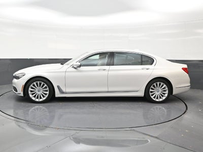 2019 BMW 740i 740i