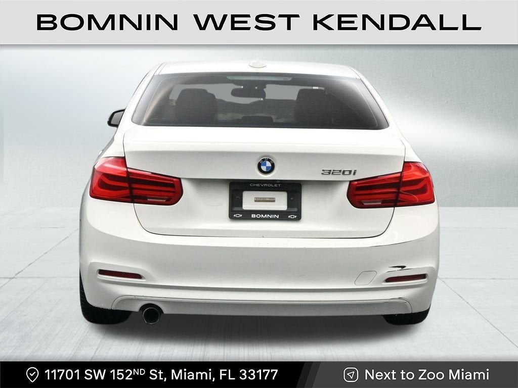 2018 BMW 3 Series 320i