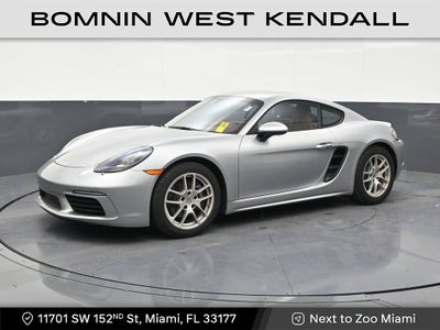 2024 Porsche 718 Cayman Style Edition