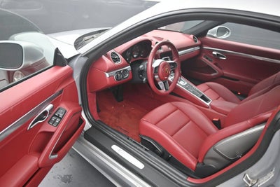 2024 Porsche 718 Cayman Style Edition