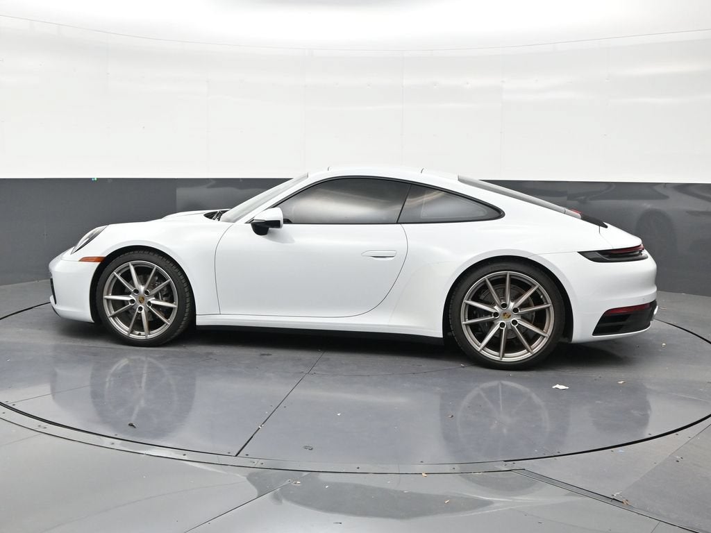 2022 Porsche 911 Carrera