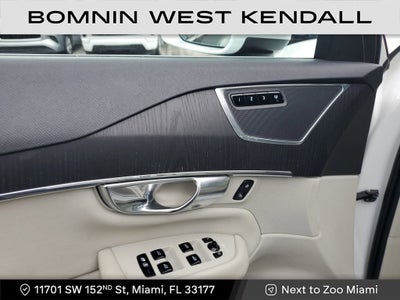 2020 Volvo XC90 Momentum