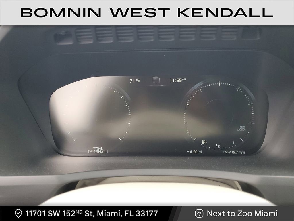 2020 Volvo XC90 Momentum