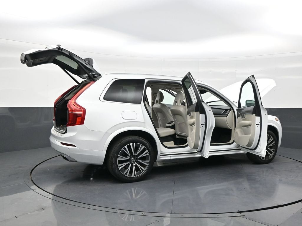 2020 Volvo XC90 Momentum