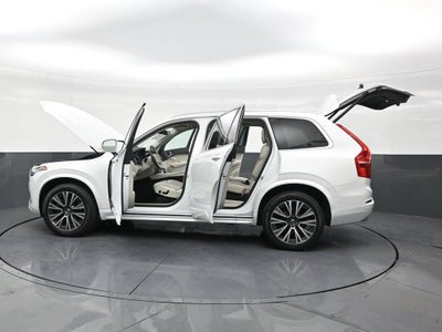 2020 Volvo XC90 Momentum
