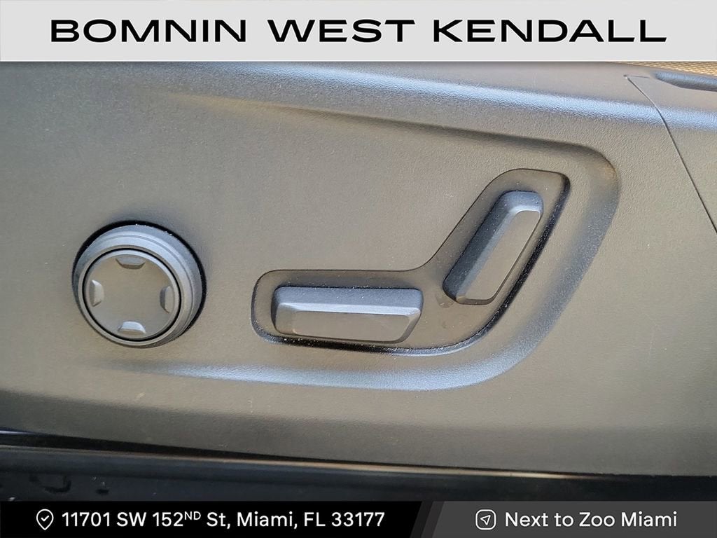 2020 Volvo XC40 Momentum