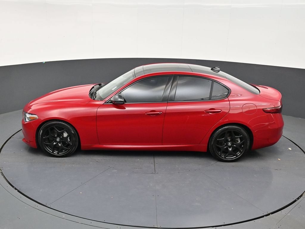 2021 Alfa Romeo Giulia RWD
