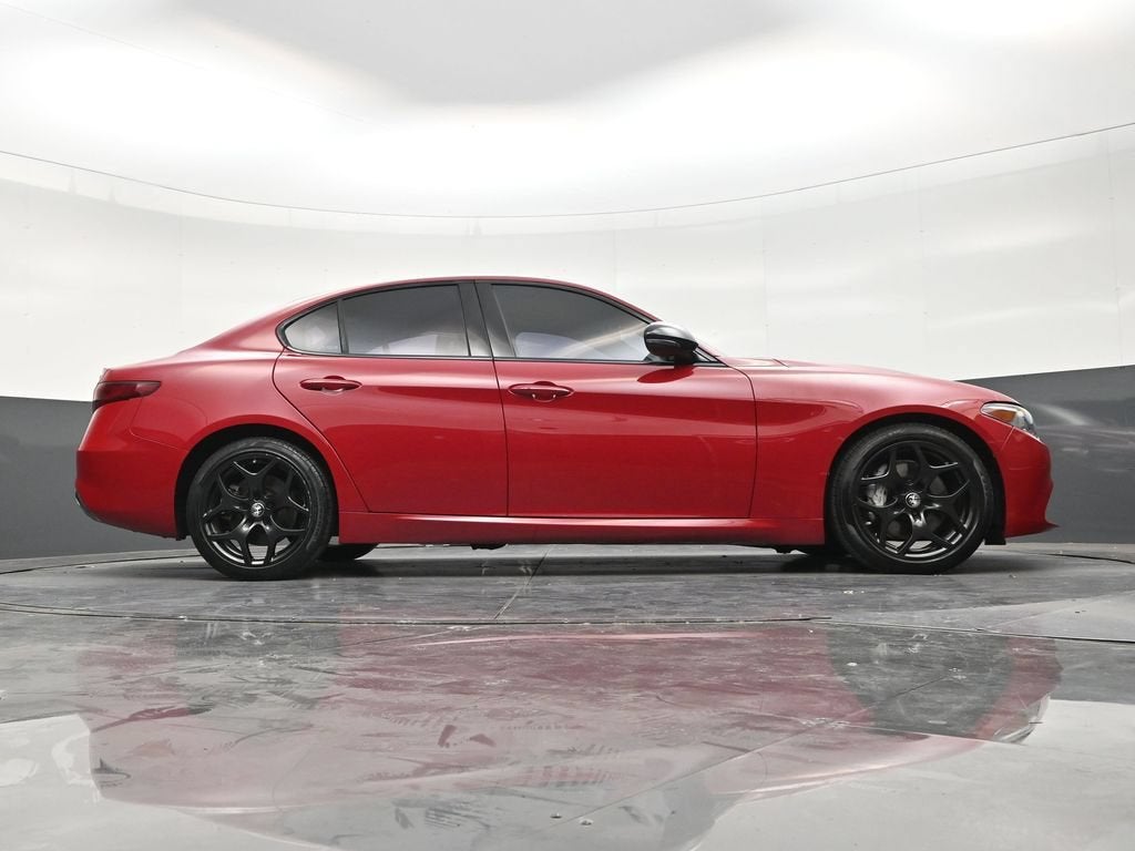 2021 Alfa Romeo Giulia RWD