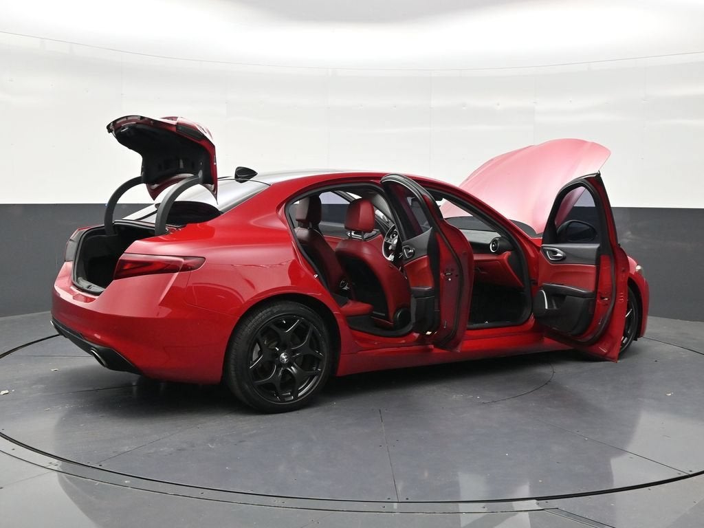 2021 Alfa Romeo Giulia RWD