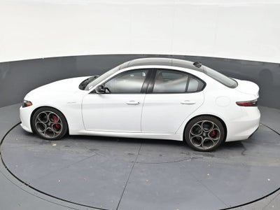 2024 Alfa Romeo Giulia Veloce