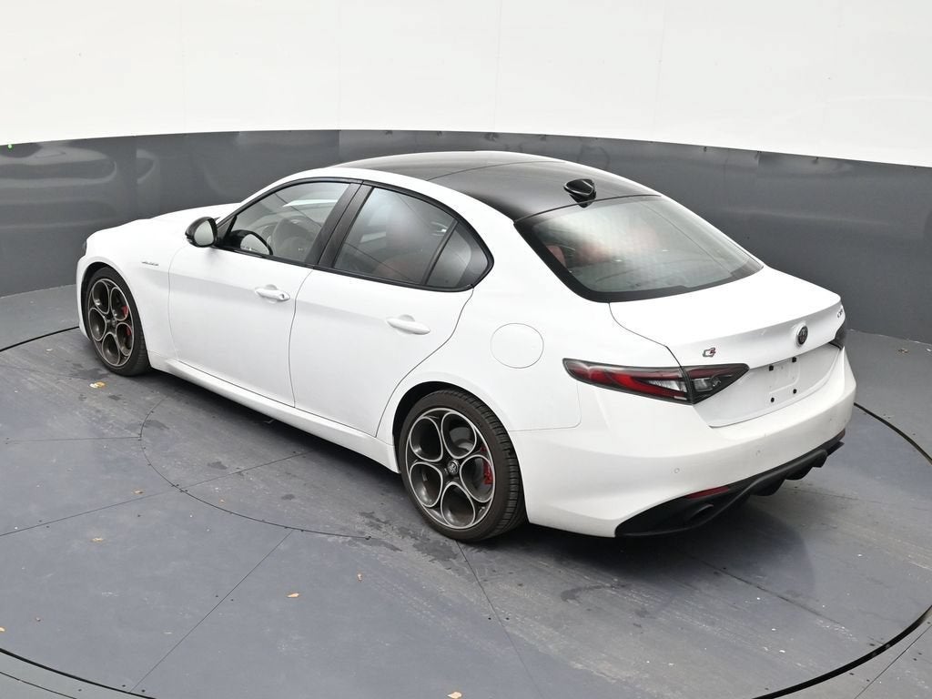 2024 Alfa Romeo Giulia Veloce