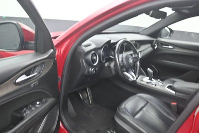 2022 Alfa Romeo Stelvio Ti AWD