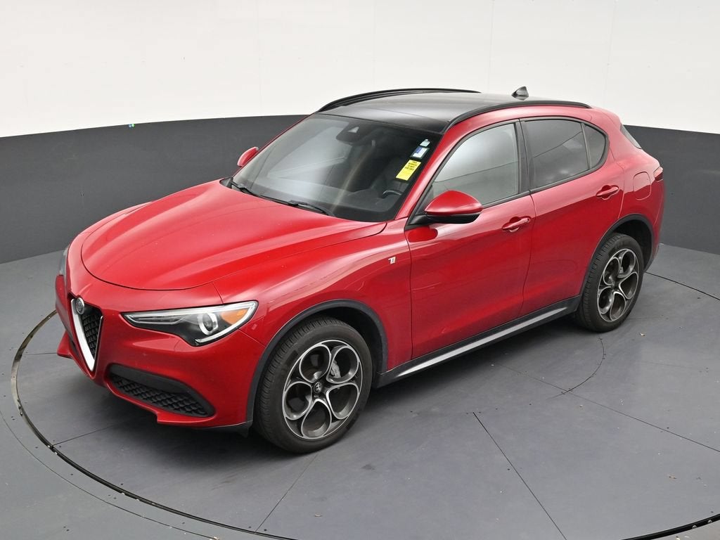 2022 Alfa Romeo Stelvio Ti AWD
