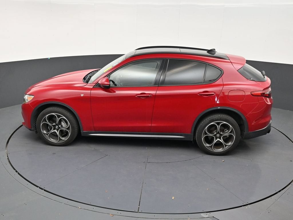 2022 Alfa Romeo Stelvio Ti AWD