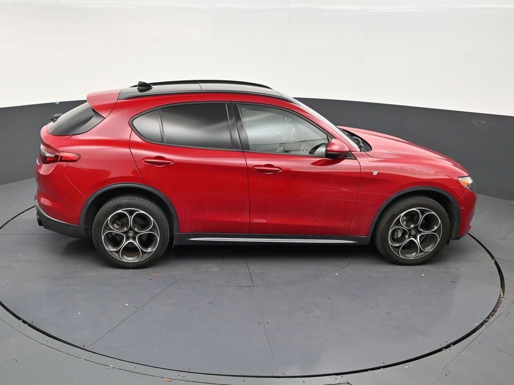 2022 Alfa Romeo Stelvio Ti AWD