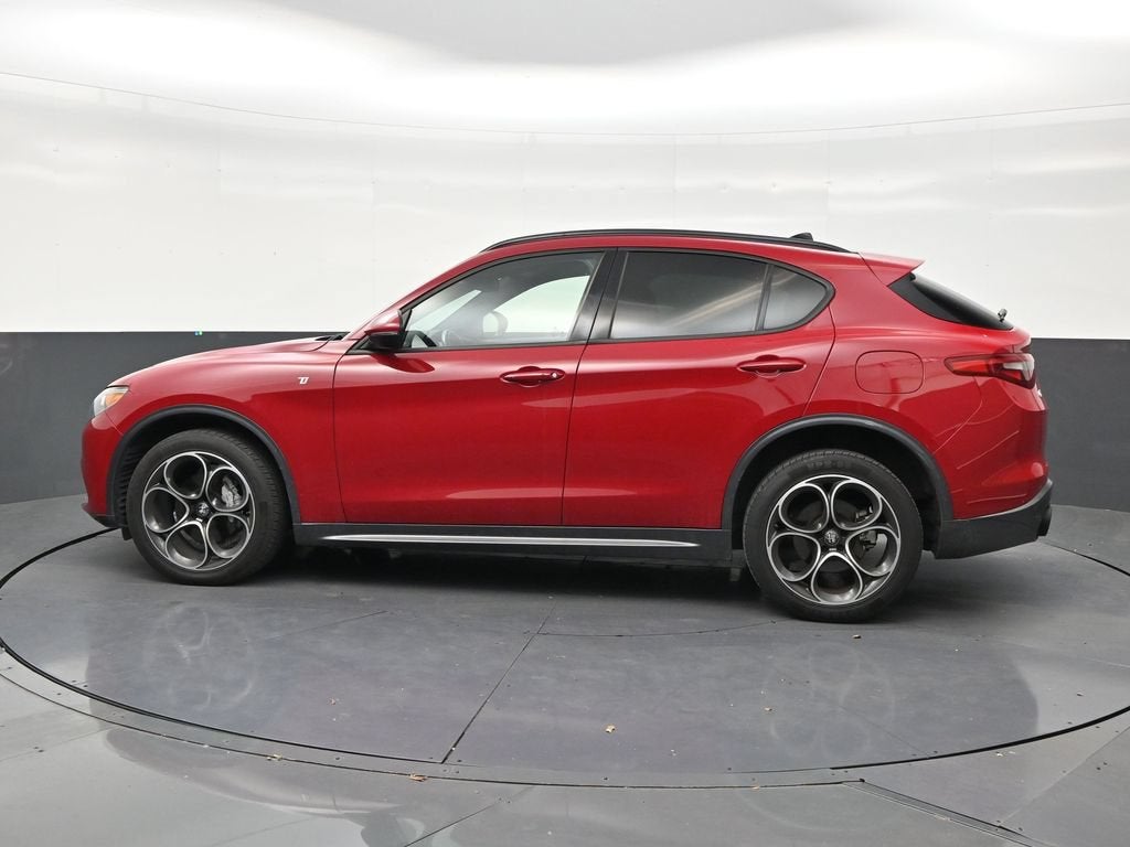 2022 Alfa Romeo Stelvio Ti AWD
