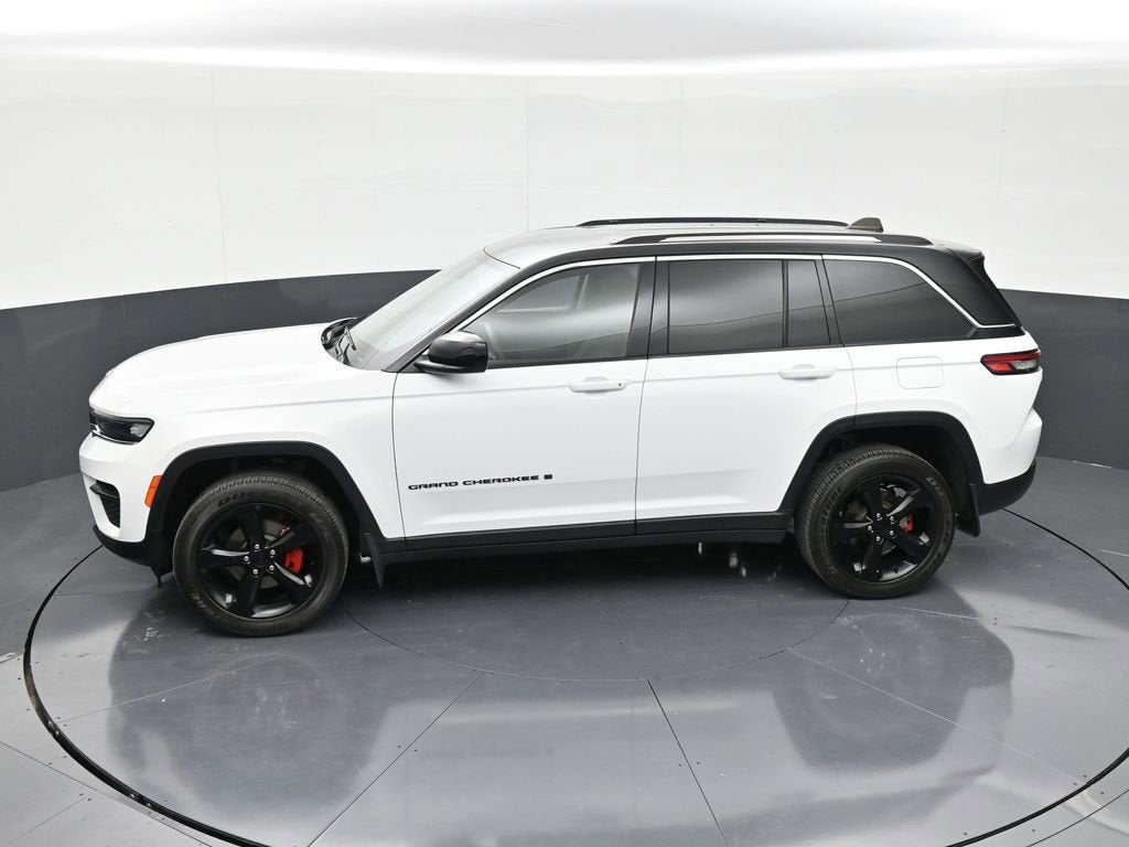 2023 Jeep Grand Cherokee Laredo