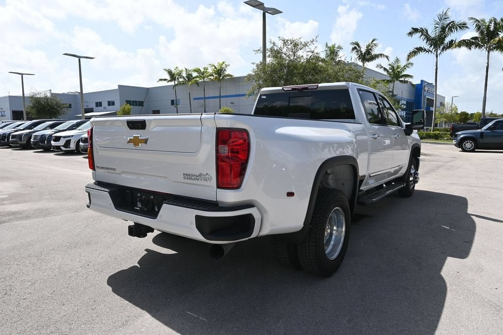 2025 Chevrolet Silverado 3500 HD High Country DRW