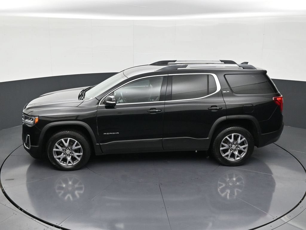 2022 GMC Acadia SLT
