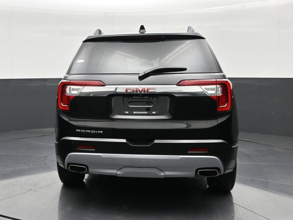 2022 GMC Acadia SLT