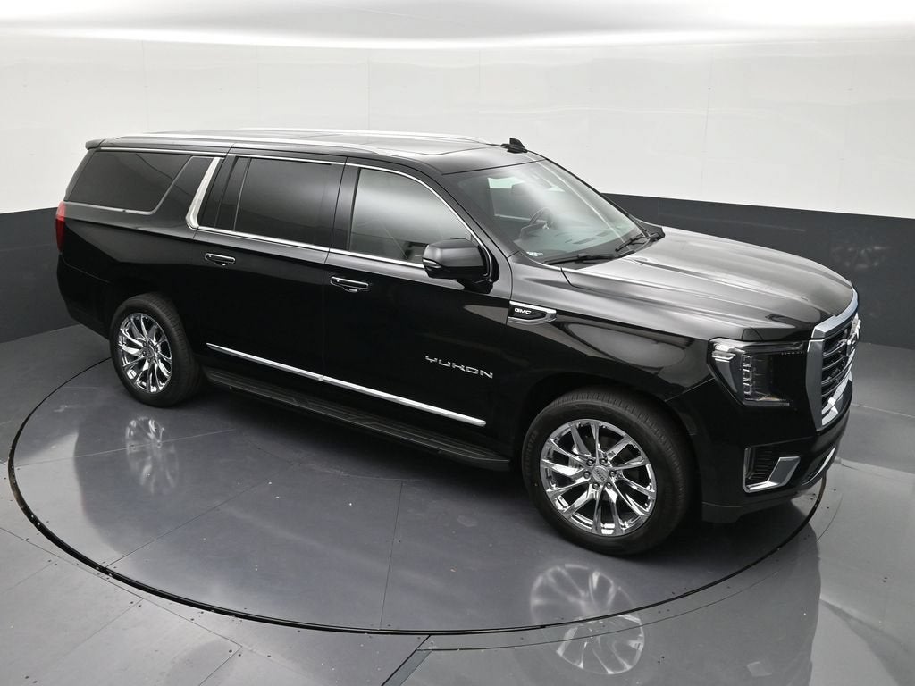 2022 GMC Yukon XL SLT