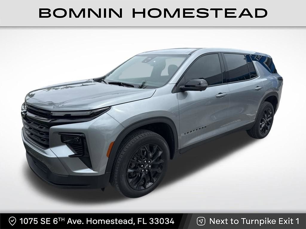 2024 Chevrolet Traverse LS