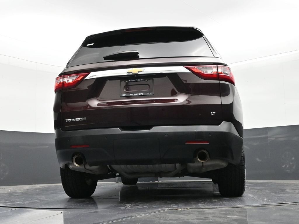 2021 Chevrolet Traverse LT Leather