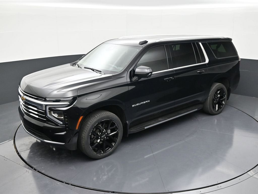 2025 Chevrolet Suburban LT