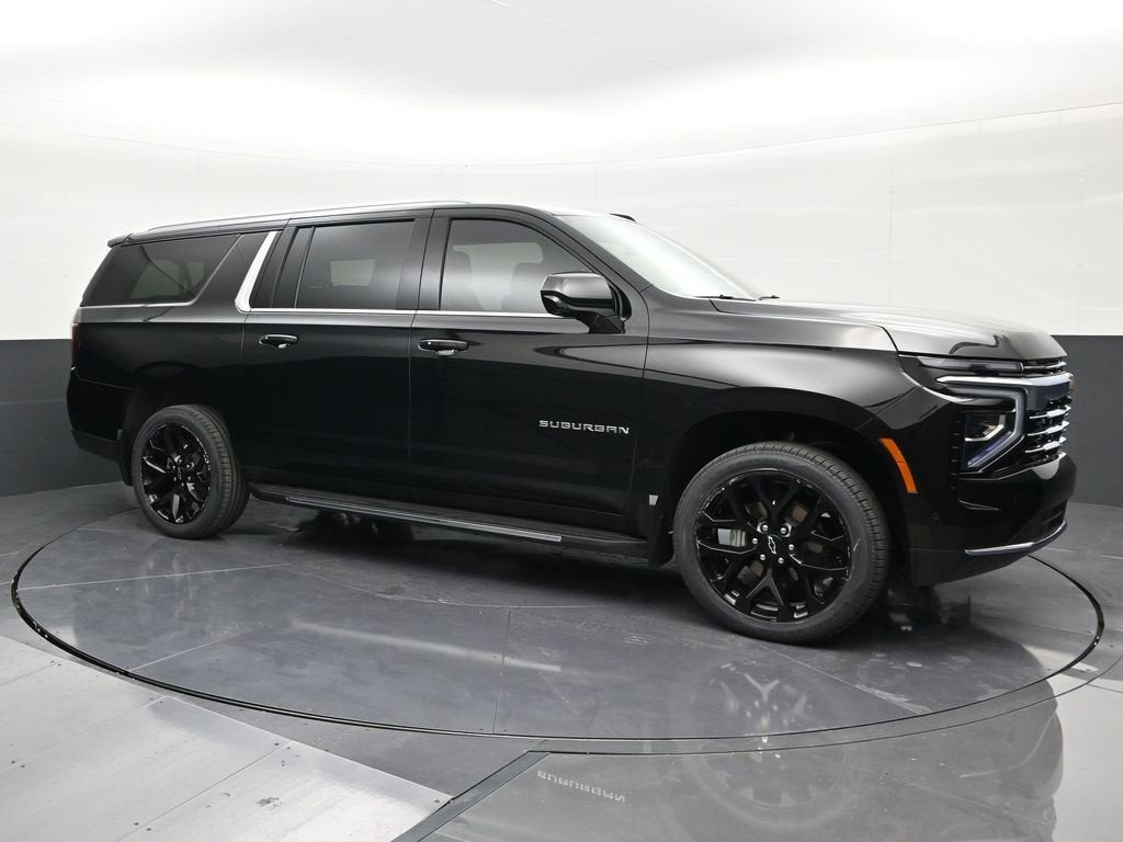 2025 Chevrolet Suburban LT