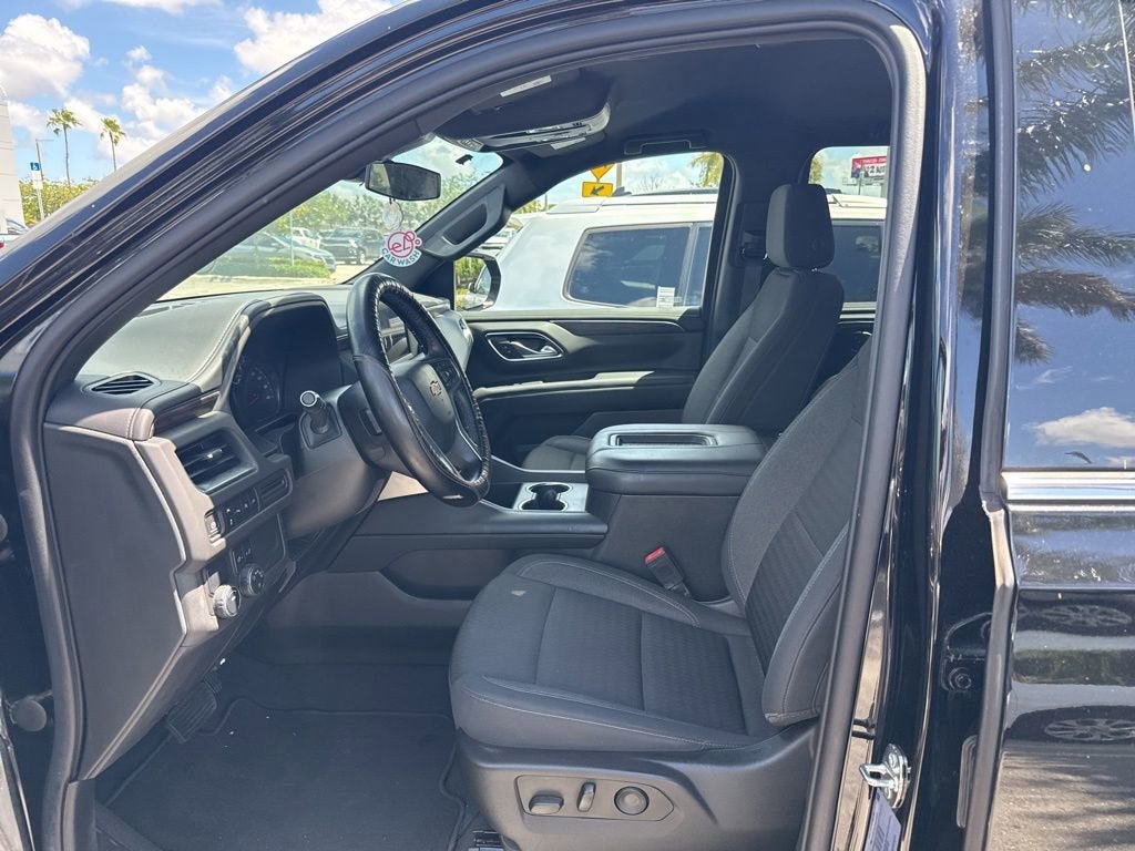 2022 Chevrolet Suburban LS