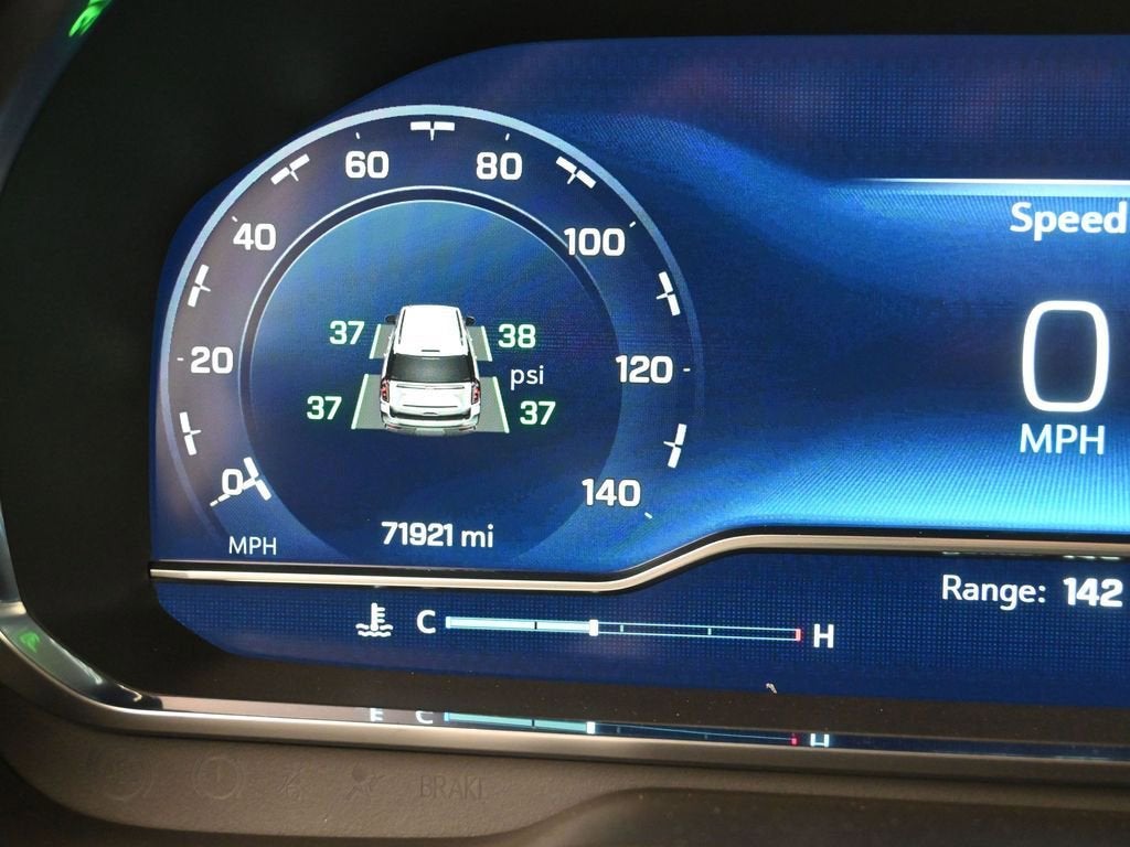 2022 Chevrolet Suburban RST