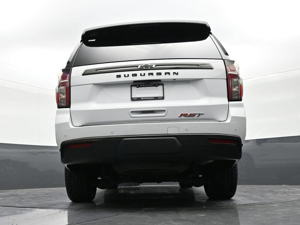 2022 Chevrolet Suburban RST