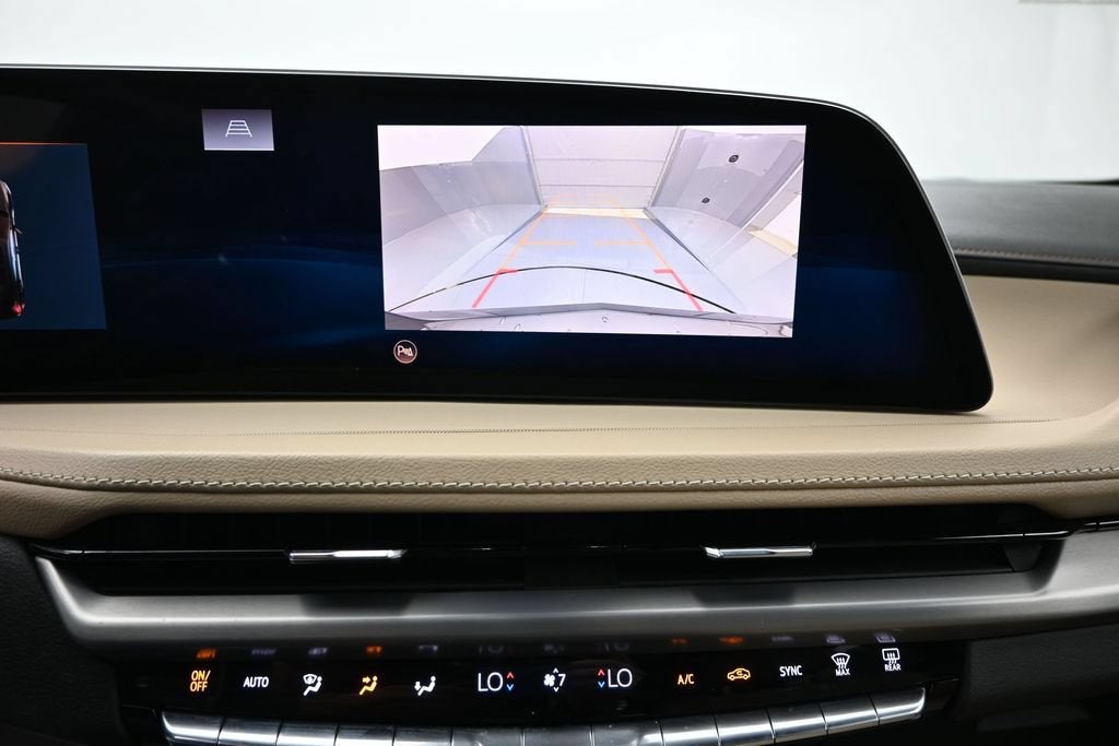 2024 Cadillac XT4 Luxury