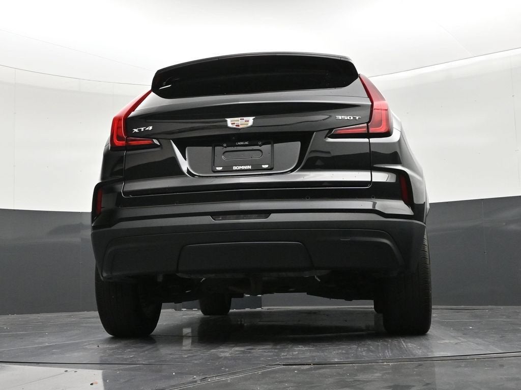 2024 Cadillac XT4 Luxury