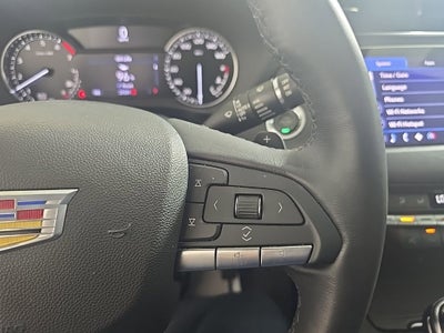 2022 Cadillac XT4 Premium Luxury