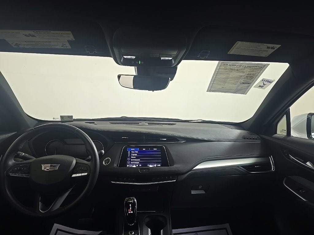 2022 Cadillac XT4 Premium Luxury