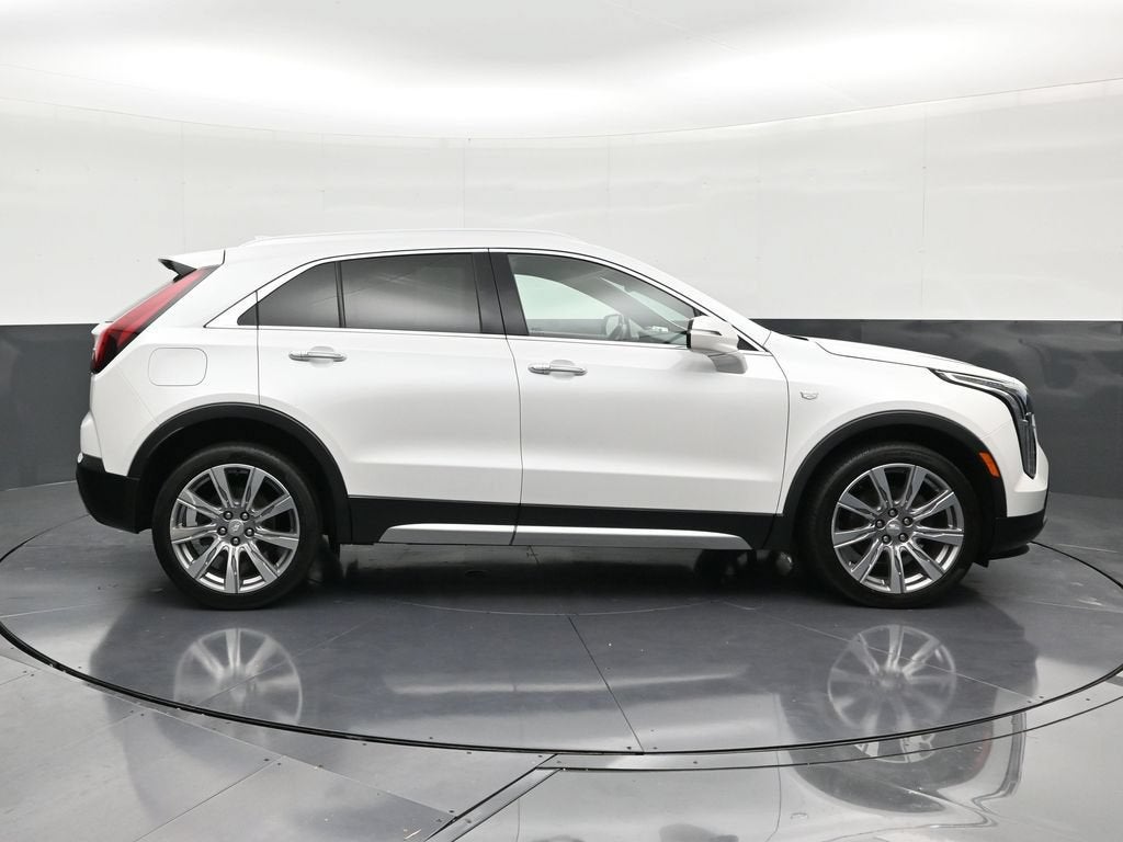2023 Cadillac XT4 FWD Premium Luxury