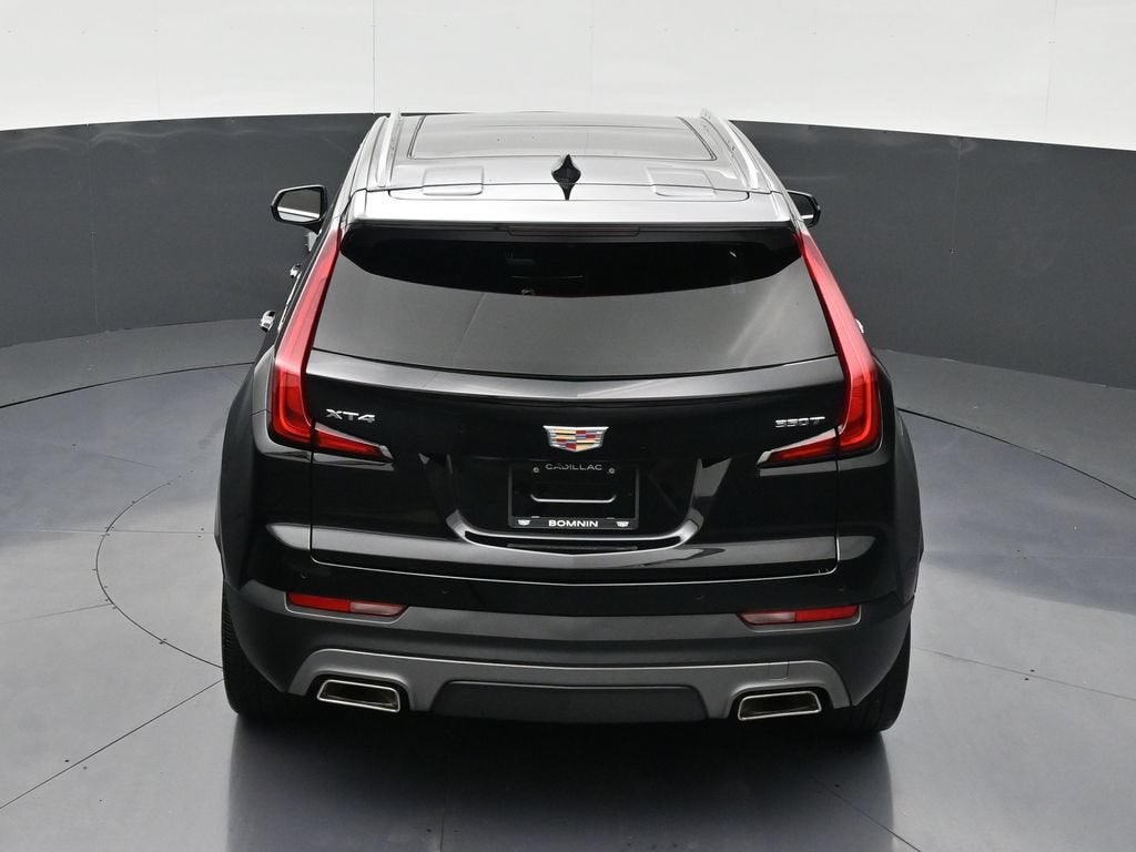 2023 Cadillac XT4 FWD Premium Luxury