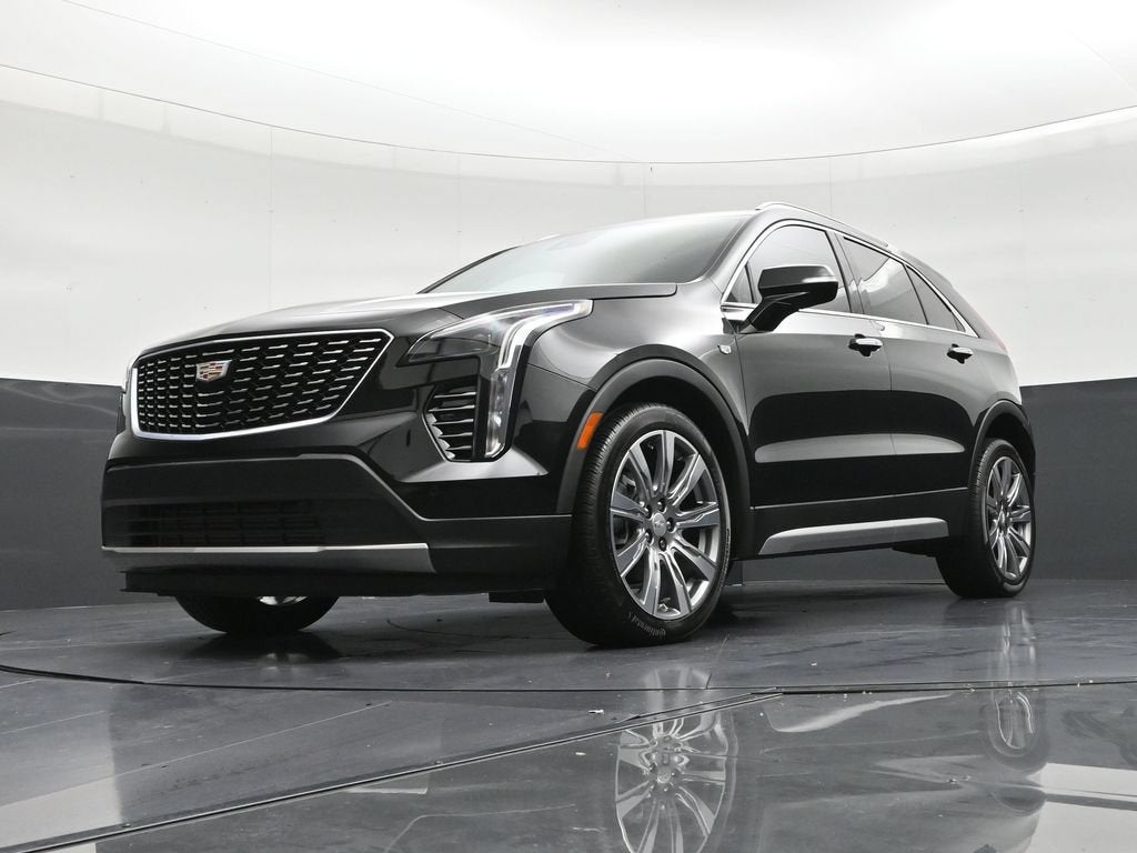 2023 Cadillac XT4 FWD Premium Luxury