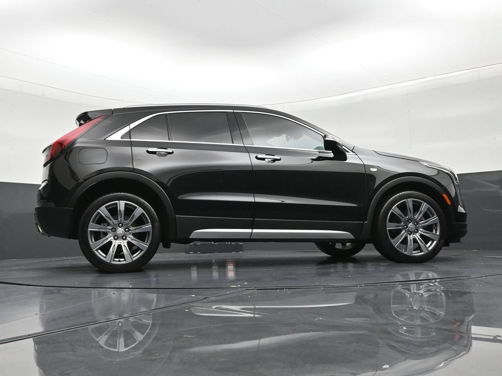 2023 Cadillac XT4 FWD Premium Luxury
