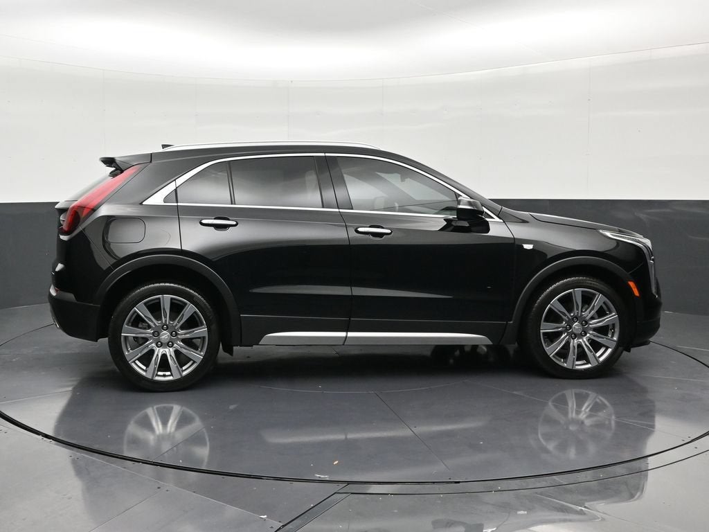 2023 Cadillac XT4 FWD Premium Luxury
