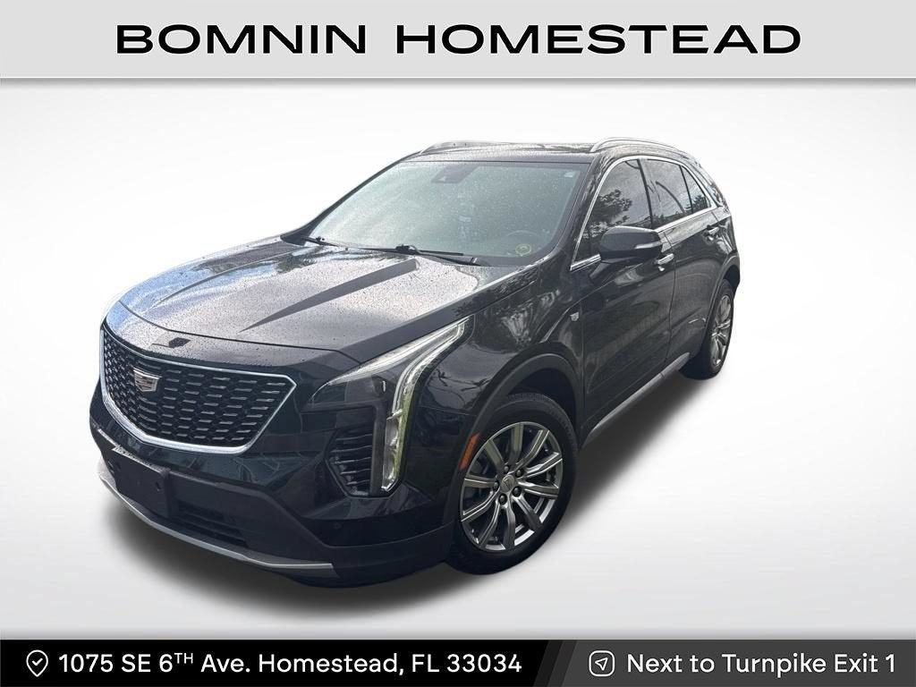 2022 Cadillac XT4 AWD Premium Luxury