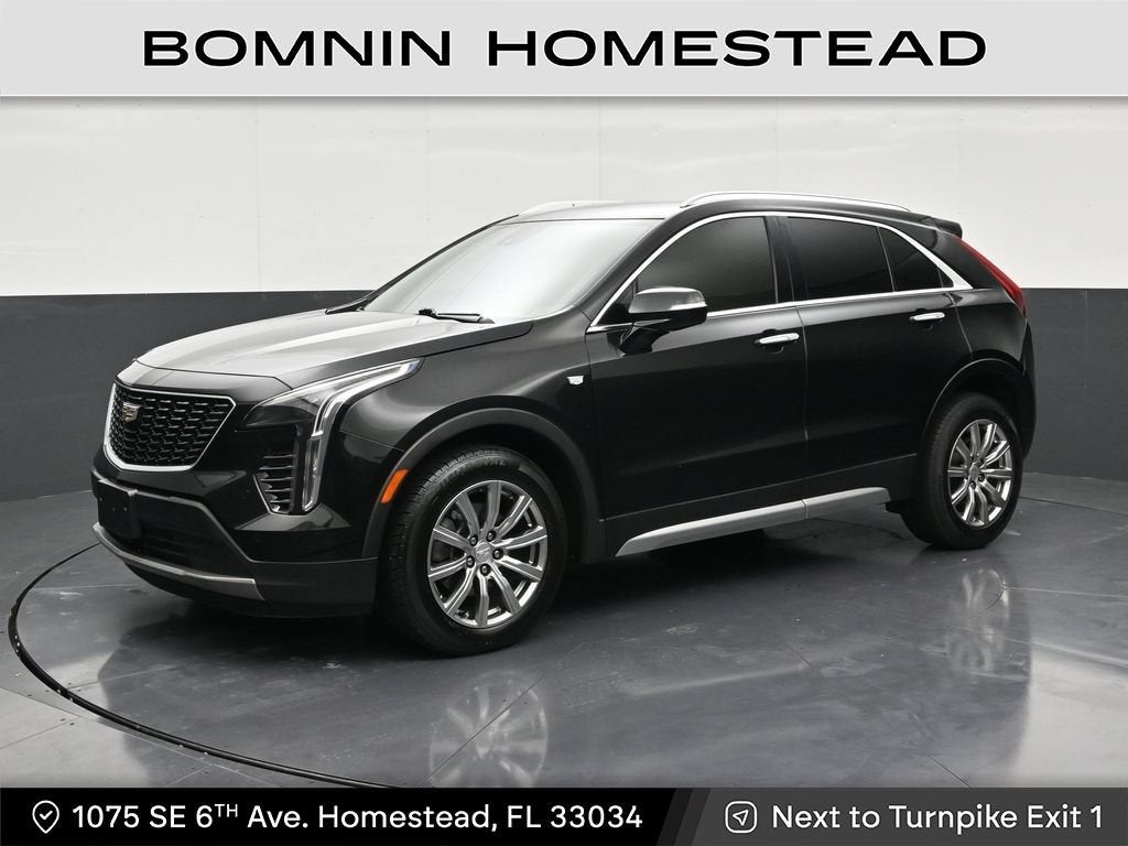 2022 Cadillac XT4 AWD Premium Luxury