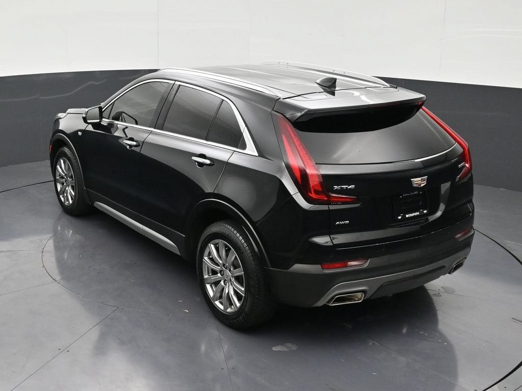2022 Cadillac XT4 AWD Premium Luxury