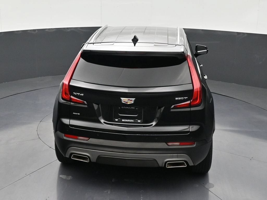 2022 Cadillac XT4 AWD Premium Luxury