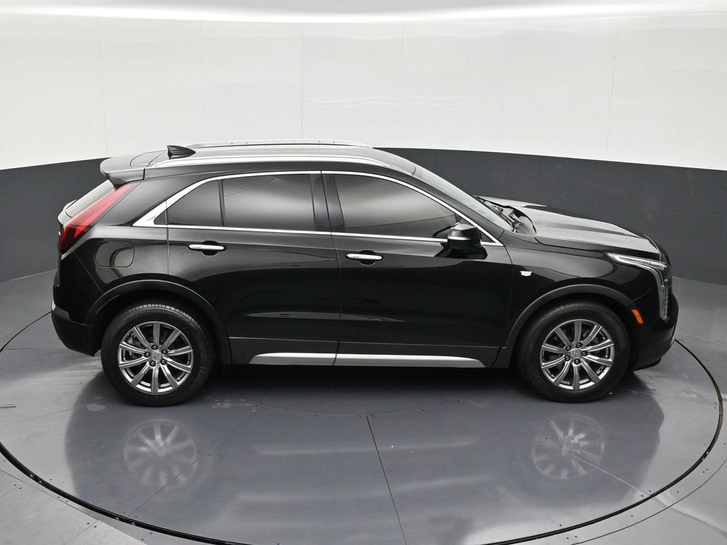 2022 Cadillac XT4 AWD Premium Luxury