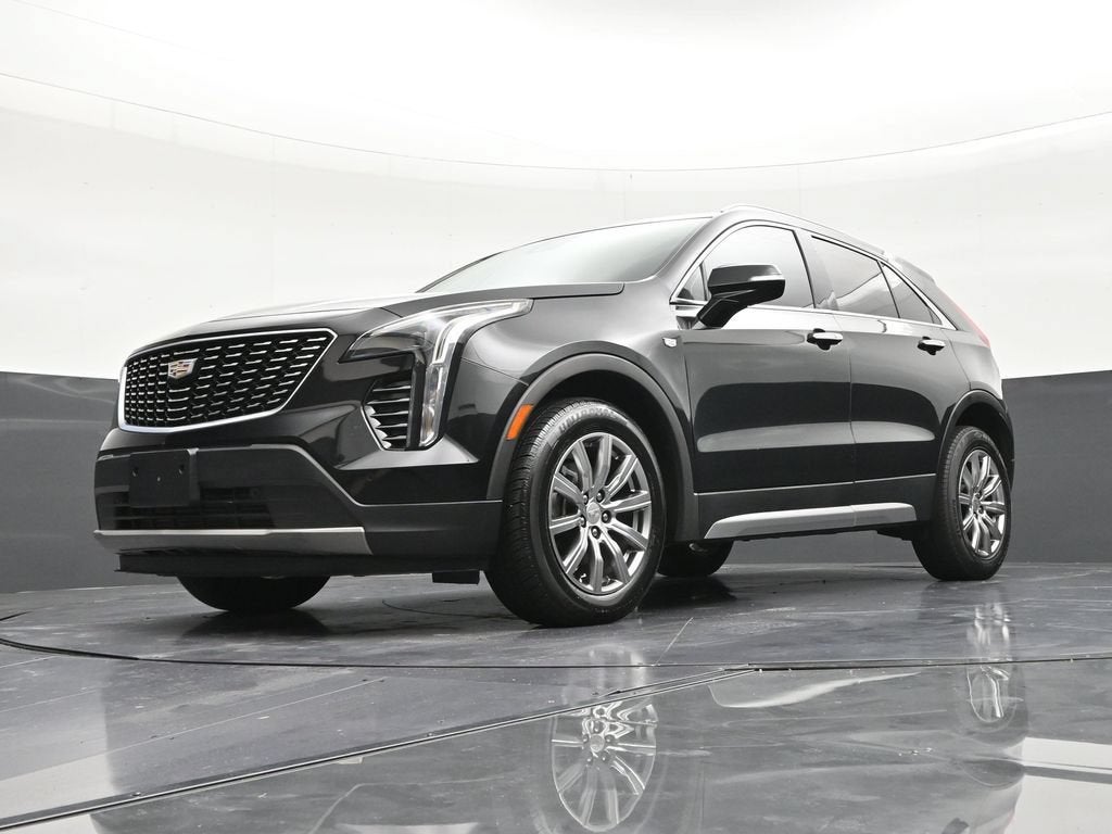 2022 Cadillac XT4 AWD Premium Luxury